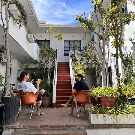 Long Street Backpackers (Adults Only) Hostel เคปทาวน์ ภายนอก รูปภาพ